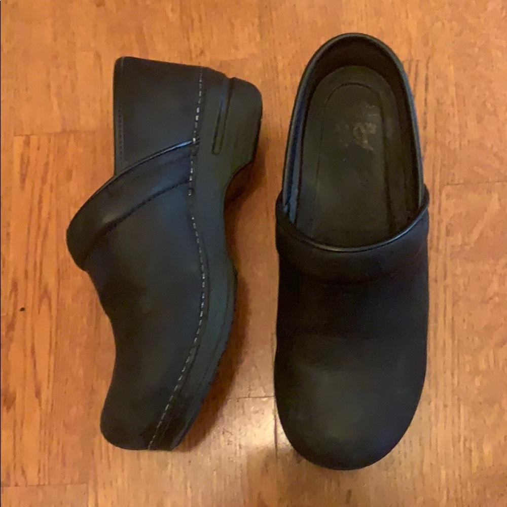 Dansko Professional Oiled Matte Black Clogs